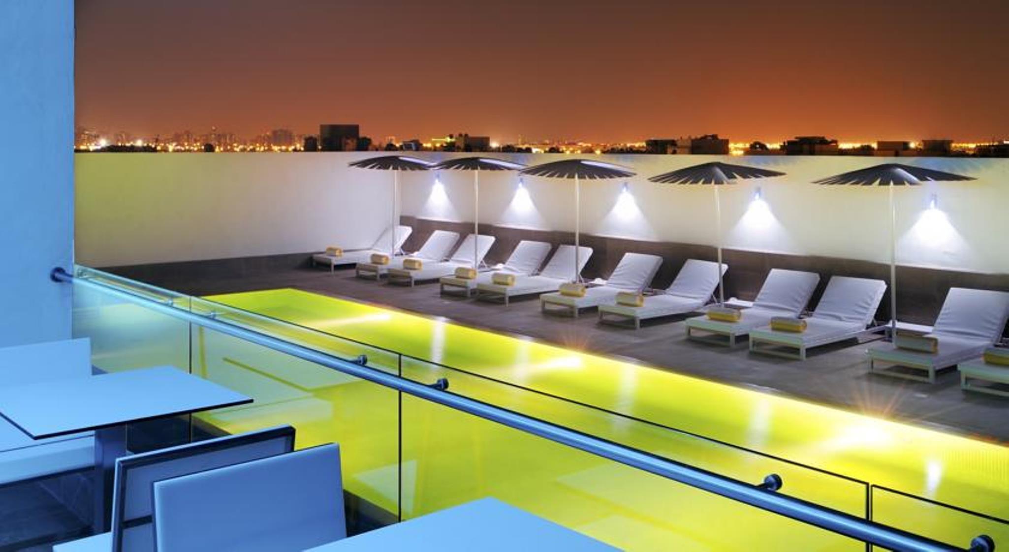 Hues Boutique Hotel Dubai Restaurant billede