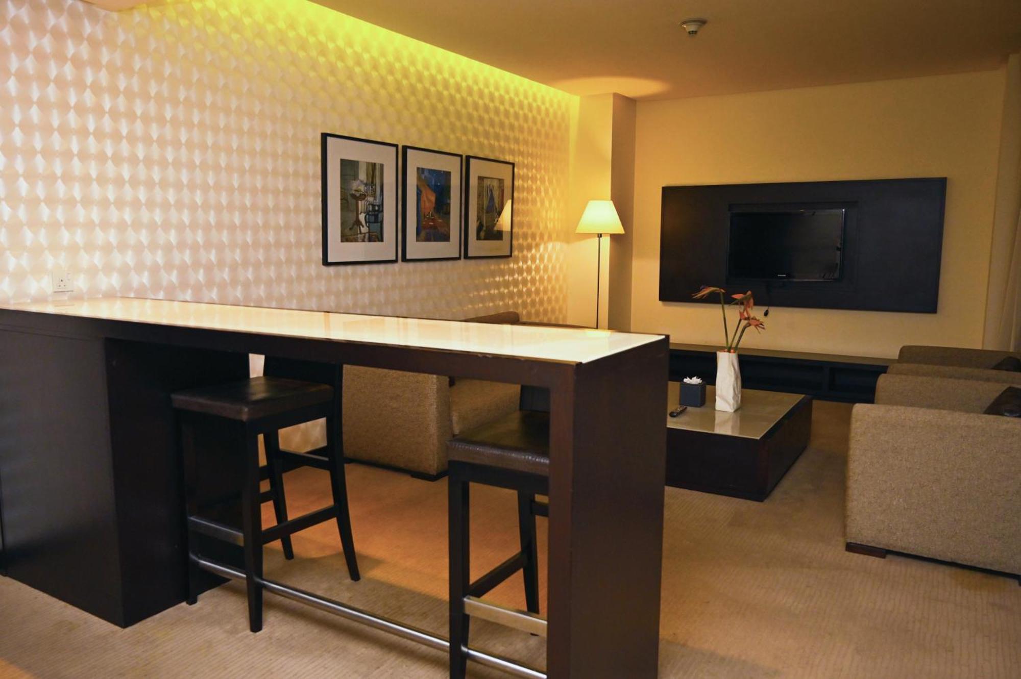 Hues Boutique Hotel Dubai Eksteriør billede